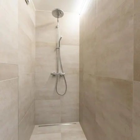 Lecomte - Beachfront Seaview 196 Lägenhet