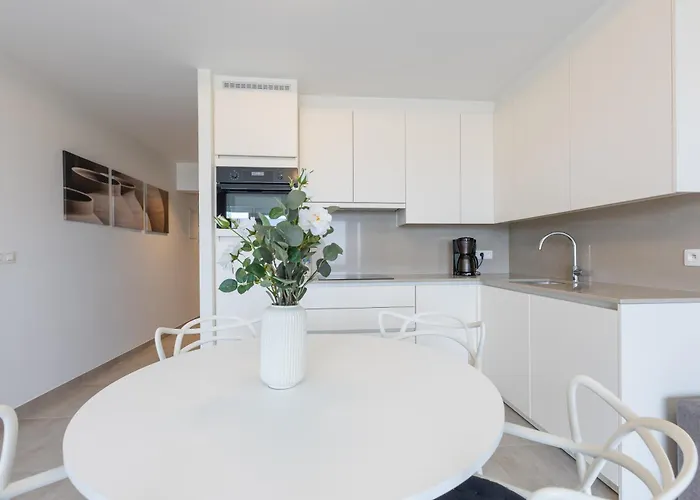 公寓 Lecomte - Beachfront Seaview 196 *