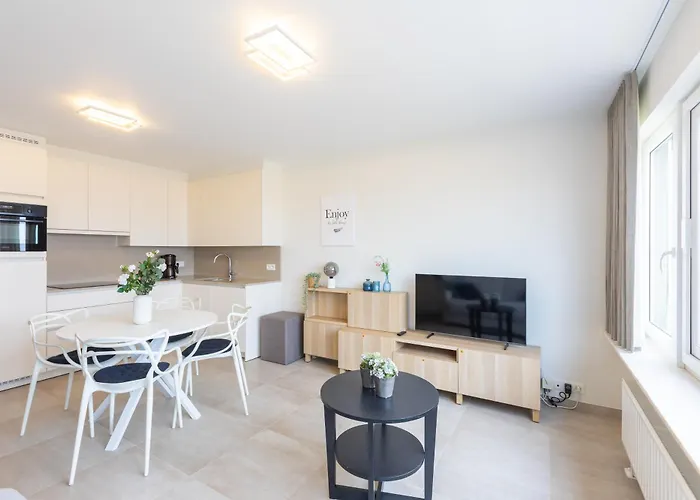 Lecomte - Beachfront Seaview 196 公寓