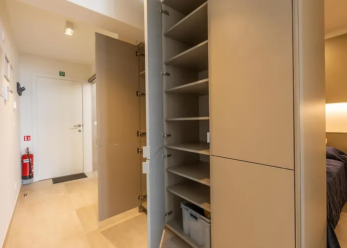 Lecomte - Beachfront Seaview 196 奥斯滕德