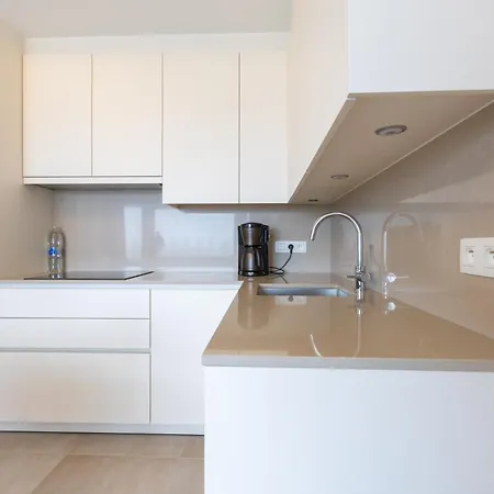 アパート Lecomte - Beachfront Seaview 196 オステンド