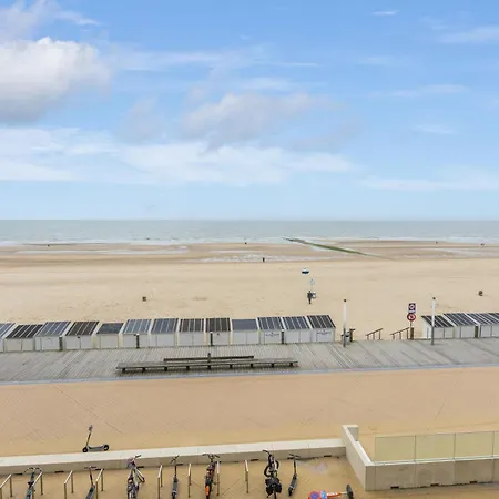 Lecomte - Beachfront Seaview 196