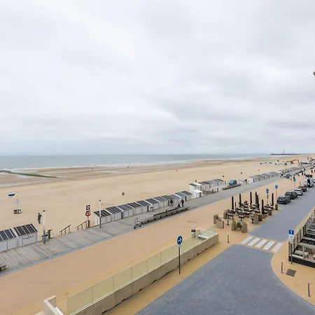 Lecomte - Beachfront Seaview 196